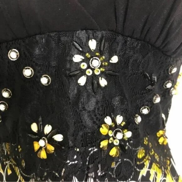 La Femme Beaded Halter Cocktail Dress - Black, White, & Yellow - Size: 0 --- NWT - Picture 5 of 9